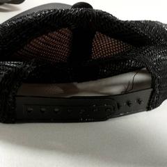 Kleding - pet, gemeldet von Centraal magazijn über iLost