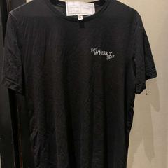 T shirt Black, a été signalé par The Dominican utilisant iLost