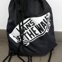 Bolsa de gimnasia, ha sido reportado por Regio Antwerpen - Brussel con iLost