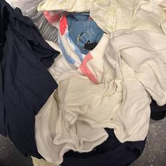 Bundle of clothes, as reported by Ramada by Wyndham Amsterdam Airport Schiphol using iLost