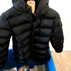 Casaco, como reportado por Qbuzz ZHN utilizando o iLost