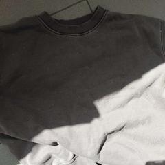 كنزة صوفية Grijs، كما تم الإبلاغ عنه بواسطة Regio Oost-Vlaanderen عبر iLost