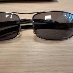 Sonnenbrille, gemeldet von Qbuzz Fryslân über iLost