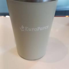 أدوات المطبخ والمواد الغذائية Koffie، كما تم الإبلاغ عنه بواسطة Arriva Limburg Zuid عبر iLost