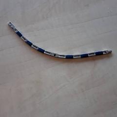 Bracelet, a été signalé par Blauwnet Zwolle utilisant iLost