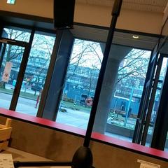 Trípode statief. Met kleine usb, segundo informou TU/e - Receptie Neuron usando iLost