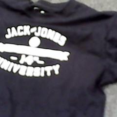 Camisa jack&jones, ha sido reportado por SnowWorld Landgraaf con iLost