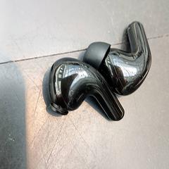 Earbuds Zwart, zoals gemeld door Universiteit Gent - Faculteitsbibliotheek LW met iLost