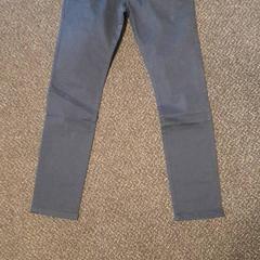 Jeans Les Noble denmark, ha sido reportado por Van der Valk Hotel Tiel con iLost