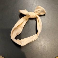 ヘアバンド rose がiLostで IKEA Orléans - Ardon によって報告されました