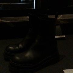 구두, iLost를 사용하여 Van der Valk Hotel Amsterdam Zuidas에 보고됨