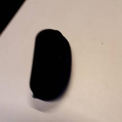 Puzdro na okuliare s okuliarmi, ako bolo nahlásené Qbuzz ZHN pomocou iLost