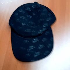 Casquette, a été signalé par Centraal magazijn utilisant iLost