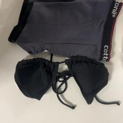 Under garments، كما تم الإبلاغ عنه بواسطة Silver Sands Beach عبر iLost