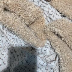 Giacca, come riportato da Pathé Tilburg Stappegoor utilizzando iLost