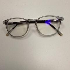 Lentes Gris transparent, segundo informou ilévia usando iLost