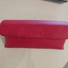 Estuche para lentes etui, segundo informou IKEA Strasbourg usando iLost