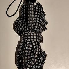 مظلة، كما تم الإبلاغ عنه بواسطة Bibliotheek Neude (Utrecht) عبر iLost