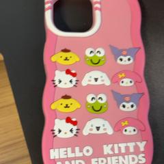 Smartphone cover Roze met hello kitty en friends, as reported by Pathé Amsterdam Noord using iLost
