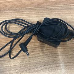 Nabíječka notebooku, jak nahlášeno Vrije Universiteit Brussel (VUB) pomocí iLost