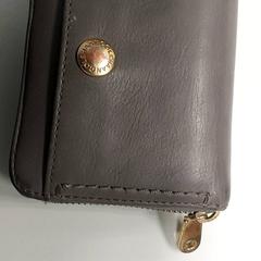 Billetera - Ferreira-Malha, ha sido reportado por Centraal magazijn con iLost