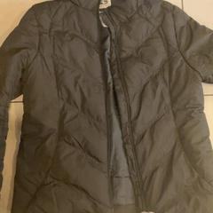 Jaqueta, segons ha informat MEININGER Hotel Marseille Centre la Joliette mitjançant iLost