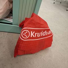 Taška Rode Kruidvat tas, jak nahlášeno Gemeente Stekene pomocí iLost