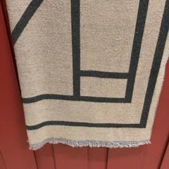 ストール がiLostで IKEA長久手 によって報告されました