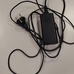 Laptop oplader, como reportado por Vrije Universiteit Amsterdam utilizando o iLost