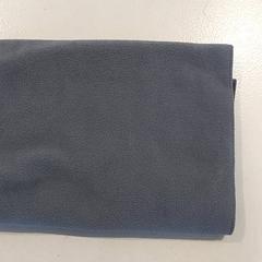 Kleding  - Sjaal Grijs, como reportado por Centraal magazijn utilizando o iLost