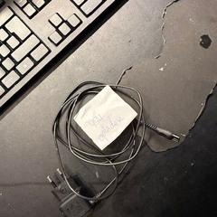 Cargador, segundo informou Van der Valk Hotel Assen usando iLost