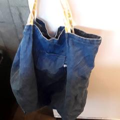 Bolsa Spijkerstof, ha sido reportado por EBS Tramplein con iLost