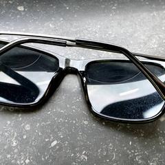 Glasögon - Zonnebril, rapporterat av Regio Oost-Vlaanderen med iLost