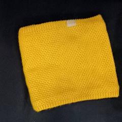 Scaldacollo Okergeel, come riportato da Qbuzz GD Groningen HS utilizzando iLost