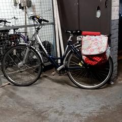 Kolo Bikkel Grijs/blauw, jak nahlášeno Fietsdepot Hasselt pomocí iLost