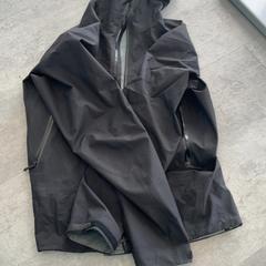 Jacket, as reported by Arriva Achterhoek-Rivierenland using iLost