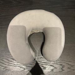 Neck pillow, as reported by Van der Valk Hotel Amsterdam-Amstel using iLost