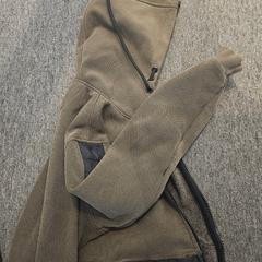 Dzseki, amint azt Ramada by Wyndham Amsterdam Airport Schiphol az iLost segítségével jelentette.