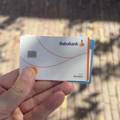 ING bankkaart en bonuskaart، كما تم الإبلاغ عنه عبر iLost