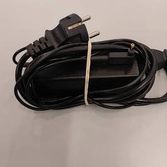 노트북 충전기 oplader, iLost를 사용하여 Heidelberglaan 15에 보고됨