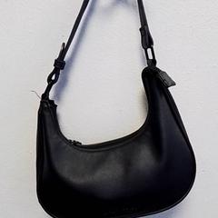 Bossa, segons ha informat Hermes Eindhoven mitjançant iLost