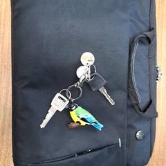 Ordinateur portable In tas, a été signalé par Qbuzz DMG utilisant iLost