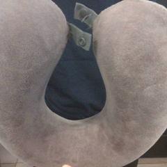 Neck pillow, as reported by MEININGER Hotel Vienna Downtown Franz using iLost