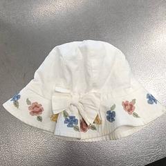 Hat Offwhite, as reported by IKEA Sundsvall using iLost