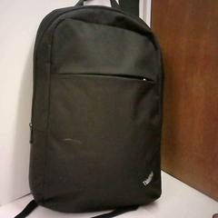 Ryggsäck ruga, rapporterat av Bobbejaanland med iLost