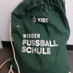 Tornazsák Grün von Werder Kids, amint azt Wilmering Vechta az iLost segítségével jelentette.