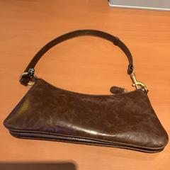 İLost kullanarak Gemeente Amsterdam - Bureau Gevonden Voorwerpen tarafından bildirildiği gibi Çanta Leer Zara