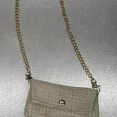 Saco de criança, como reportado por IKEA Hasselt utilizando o iLost