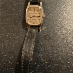 Horloge dames, zwart, ha sido reportado a iLost