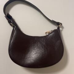 Bag Bruin Leer, as reported by Pathé Schiedam using iLost